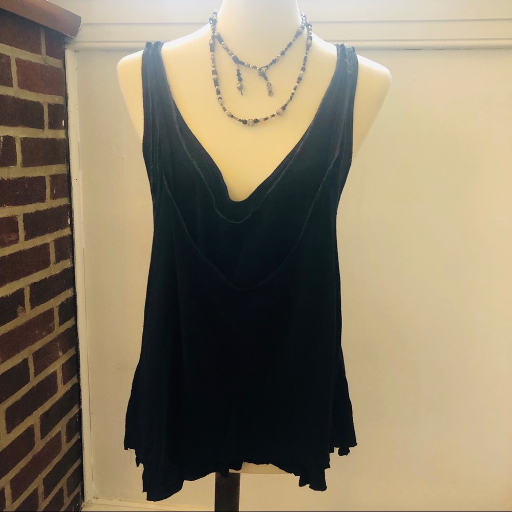 🖤🖤Layered Distressed Black Tank